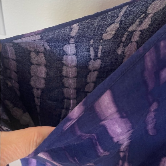 Juicy Couture size XL top with cold shoulder. - Picture 3 of 4